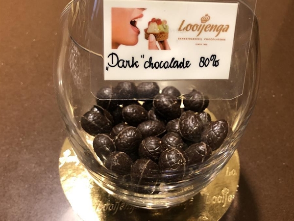Dark 80% chocolade eitjes per 100 gram